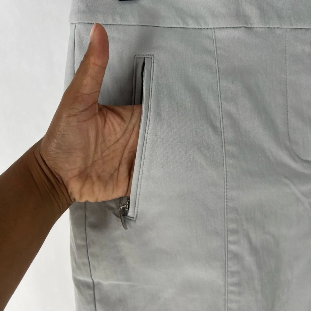 Izod Golf Women's Light‎ Gray Stretch Bermuda Shorts Zipper Pockets Size 6